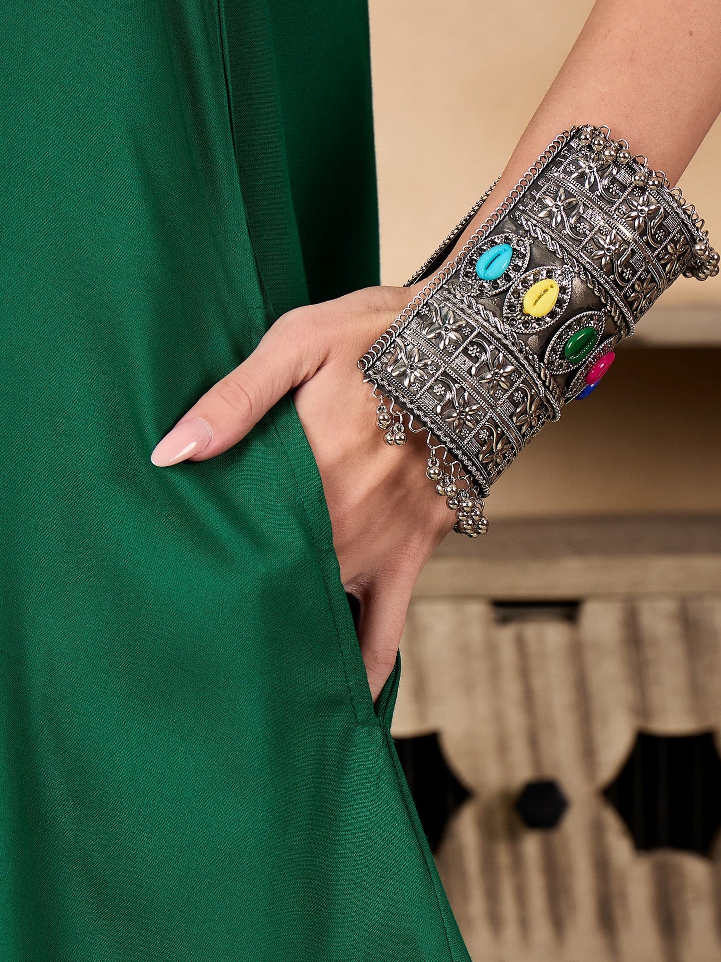 InWeave Forest Green Short Kurta - Swadesiicart