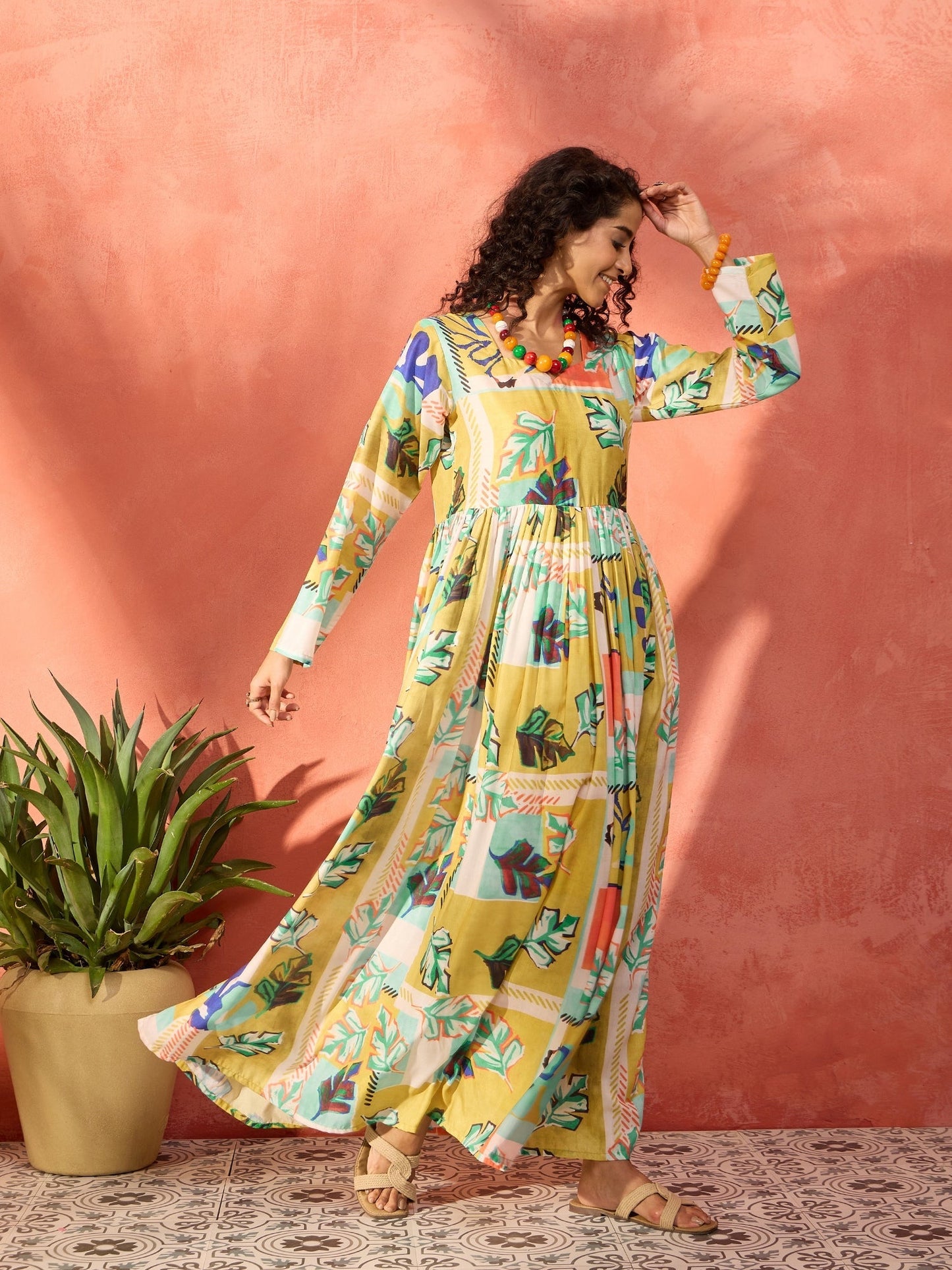 InWeave Lime Green Leaf Sweetheart Neck Long Anarkali Kurta - Swadesiicart