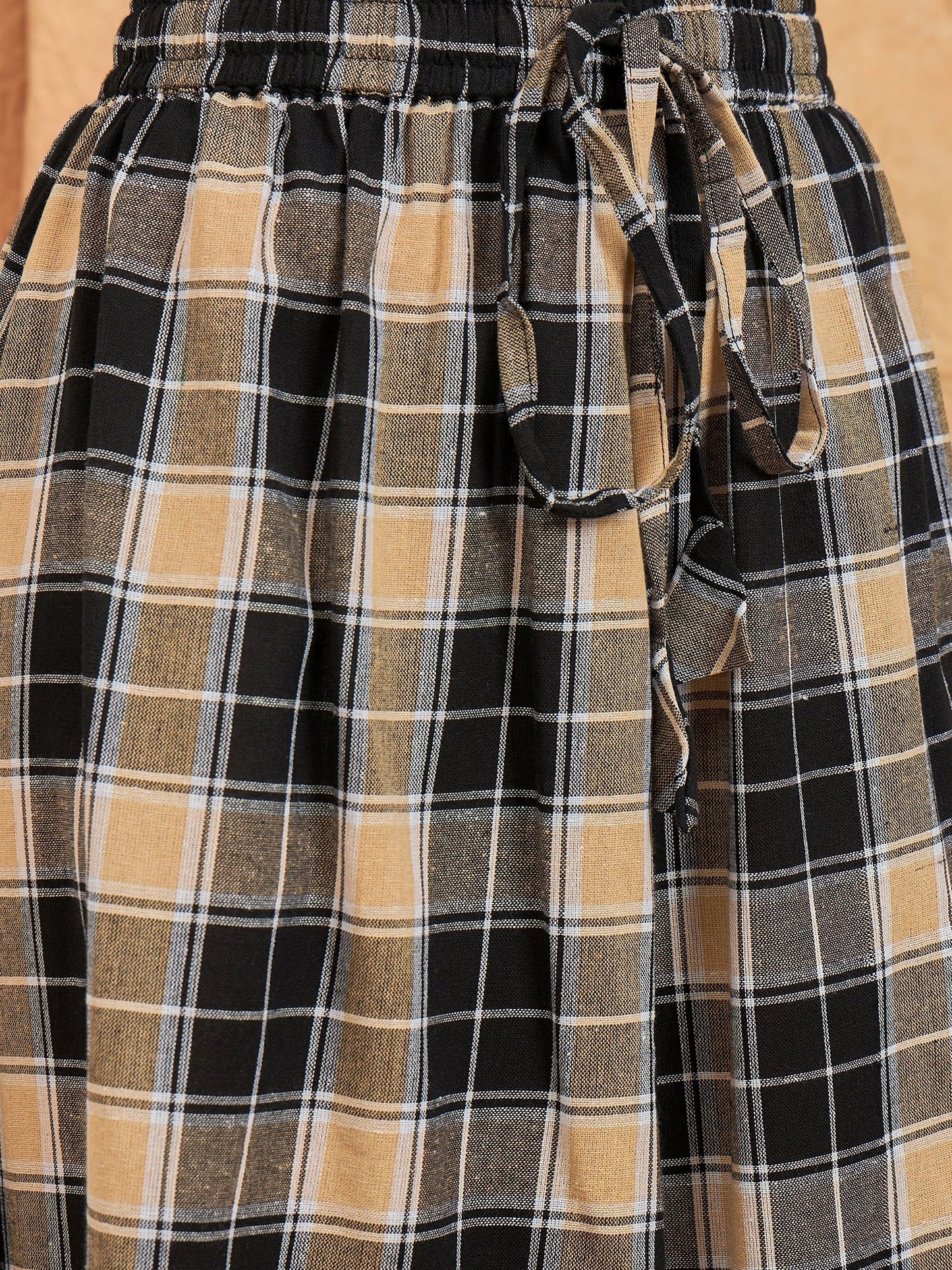 InWeave Black Beige Check Skirt