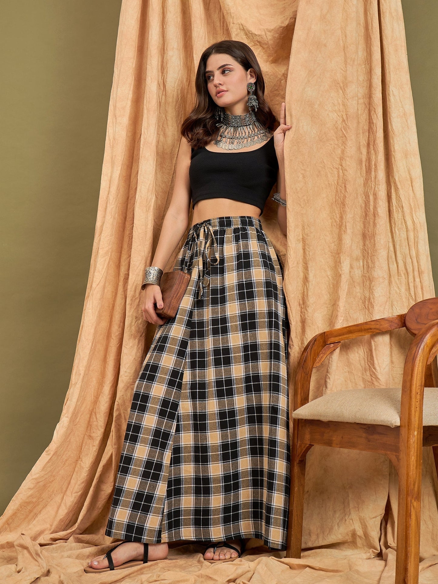 InWeave Black Beige Check Skirt - Swadesiicart