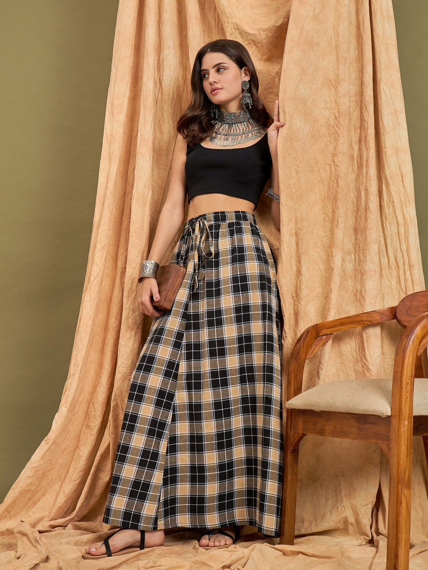 InWeave Black Beige Check Skirt - Swadesiicart