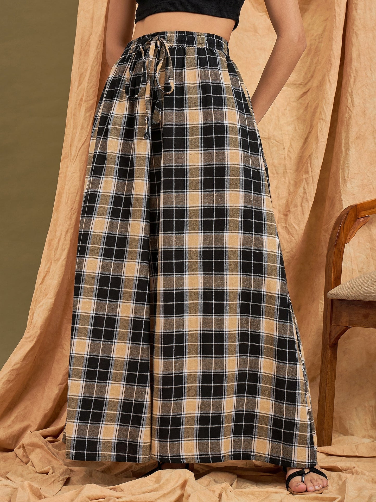 InWeave Black Beige Check Skirt - Swadesiicart