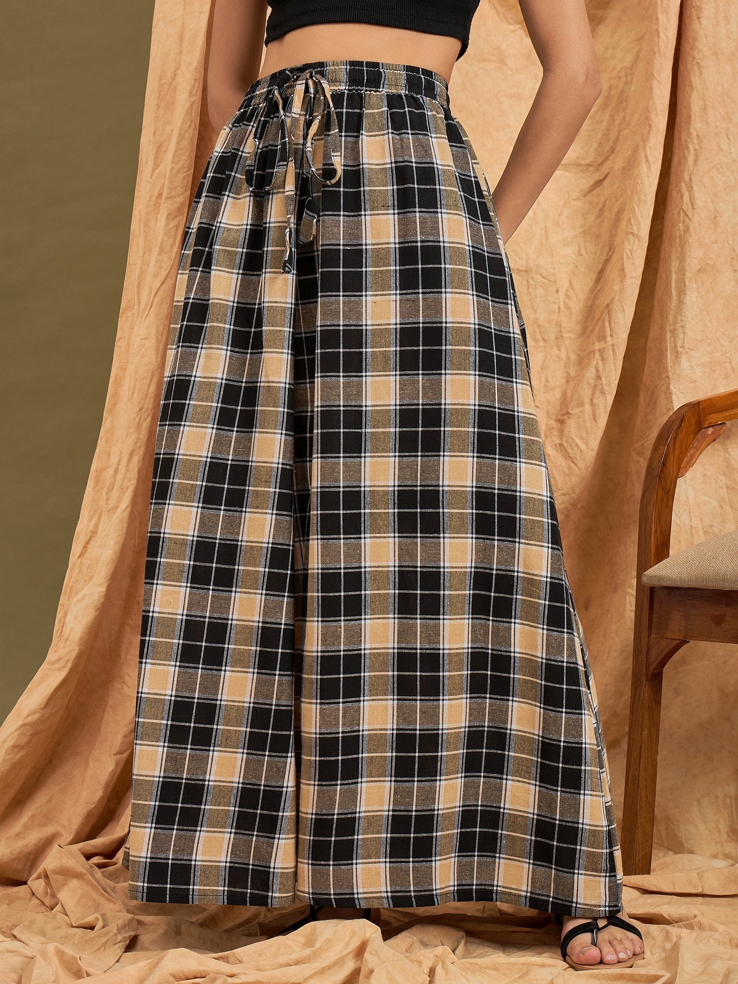 InWeave Black Beige Check Skirt - Swadesiicart