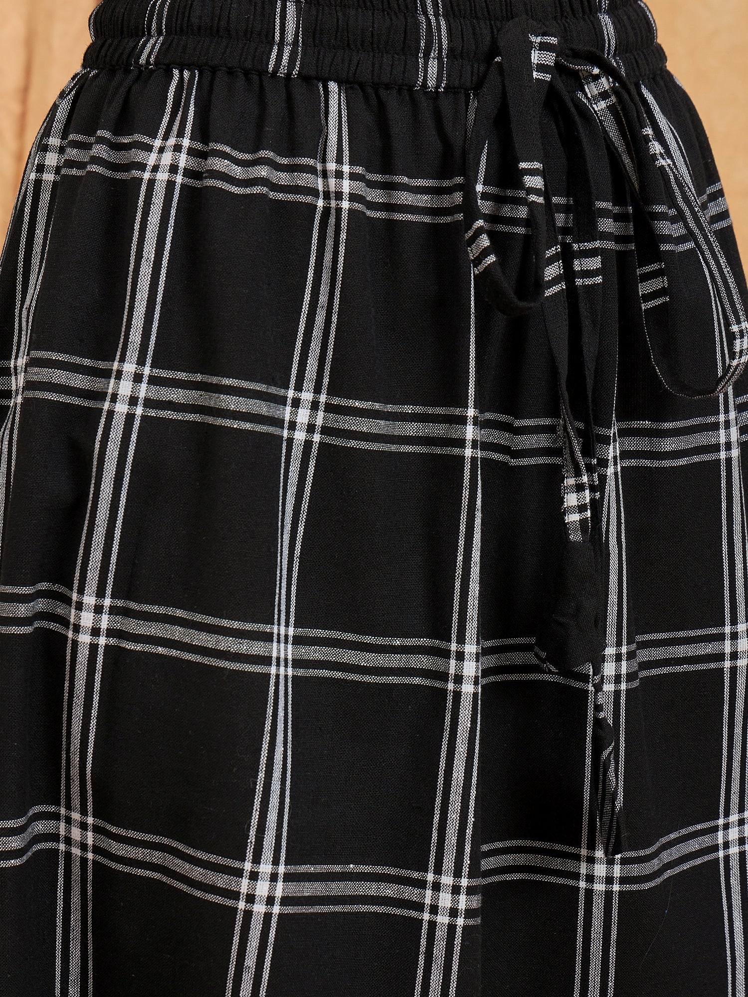 InWeave Black Plaid Check Skirt - Swadesiicart