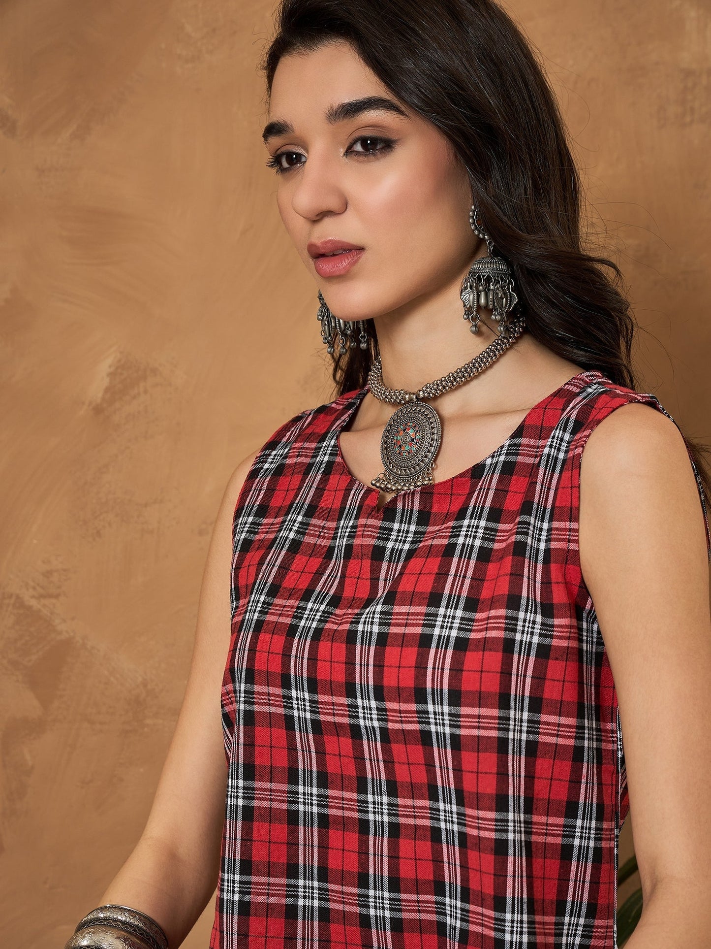 InWeave Red Black Check Sleeveless Top - Swadesiicart