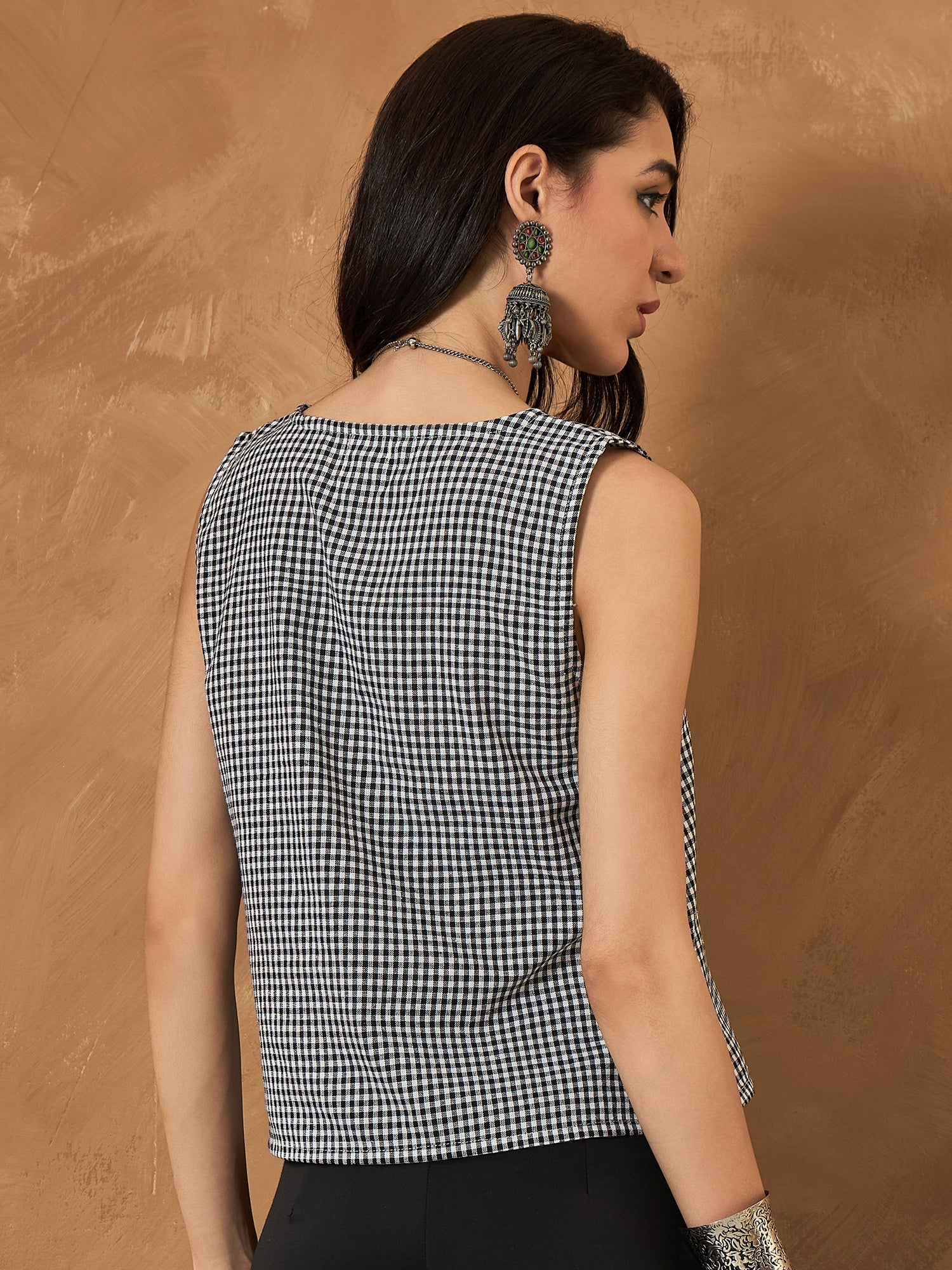 InWeave Black Small Check Sleeveless Top - Swadesiicart