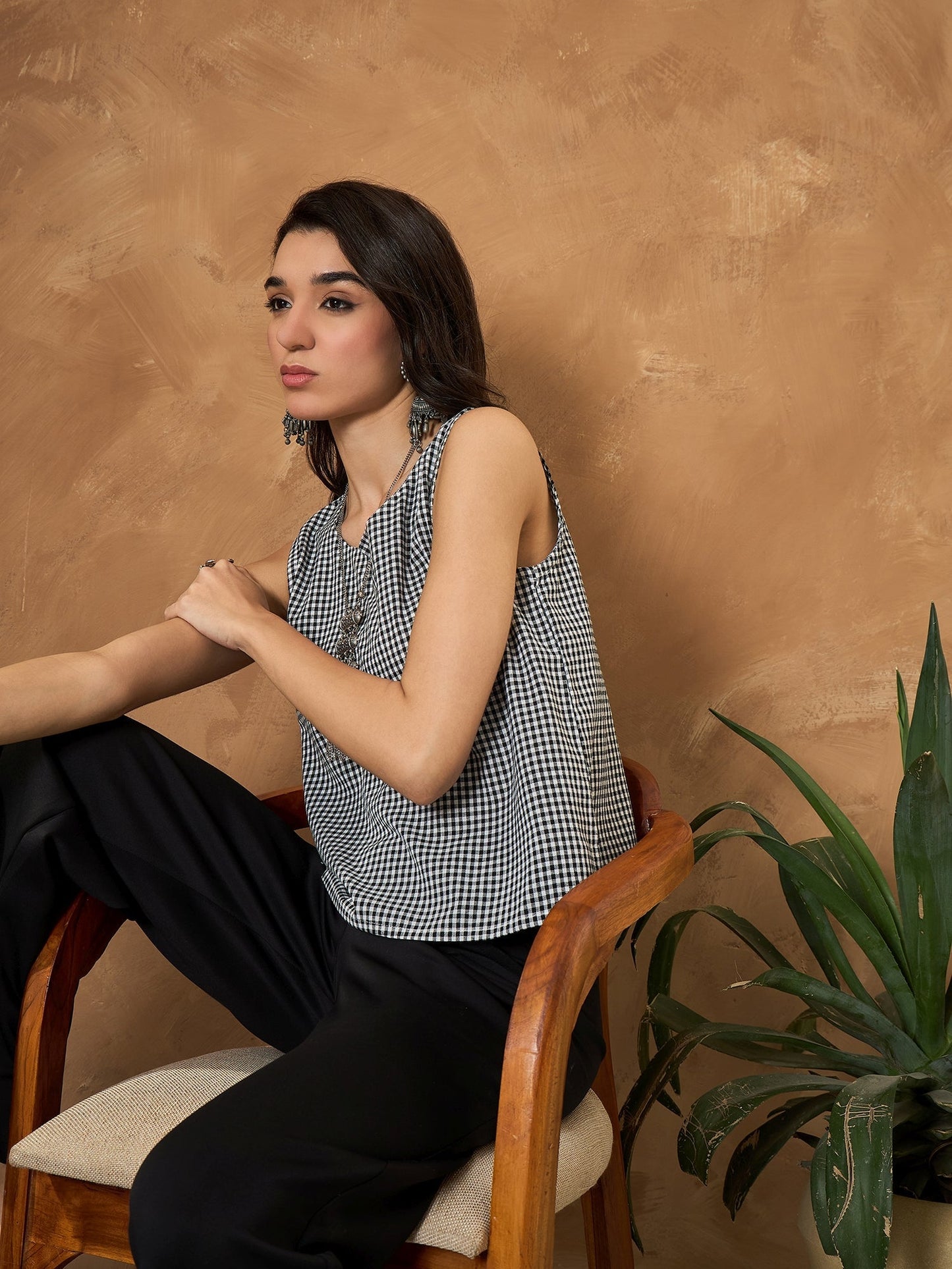 InWeave Black Small Check Sleeveless Top - Swadesiicart