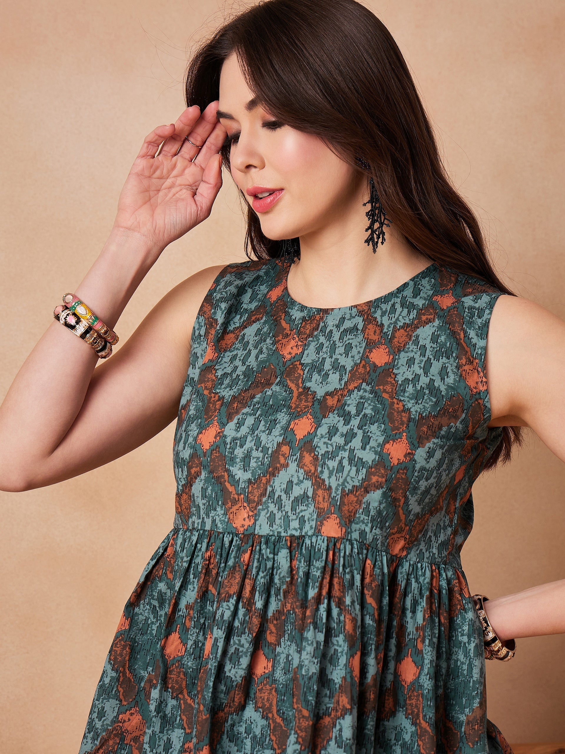 InWeave Aqua Pearl Abstract Printed Round Neck Top - Swadesiicart