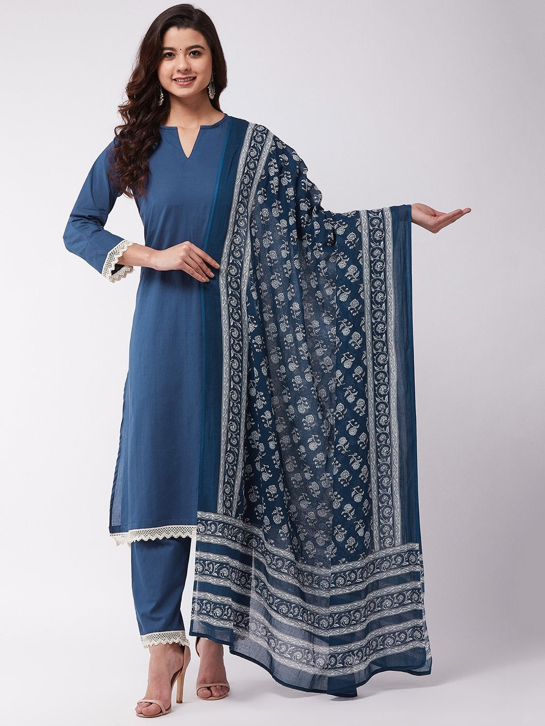 InWeave Blue Floral Cotton Dupattas - Swadesiicart