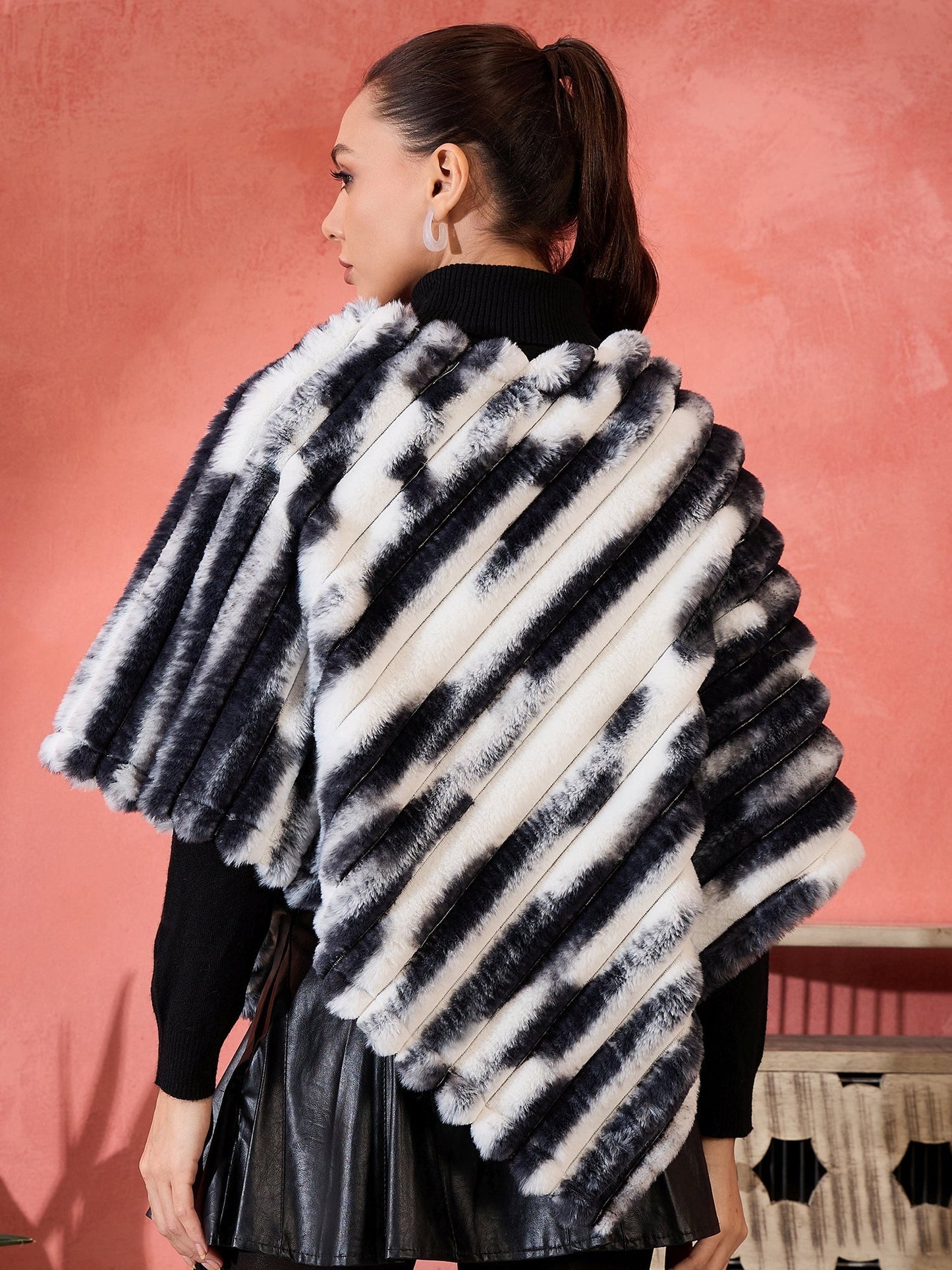 InWeave Black White Dye Rabbit Faux Fur Poncho - Swadesiicart