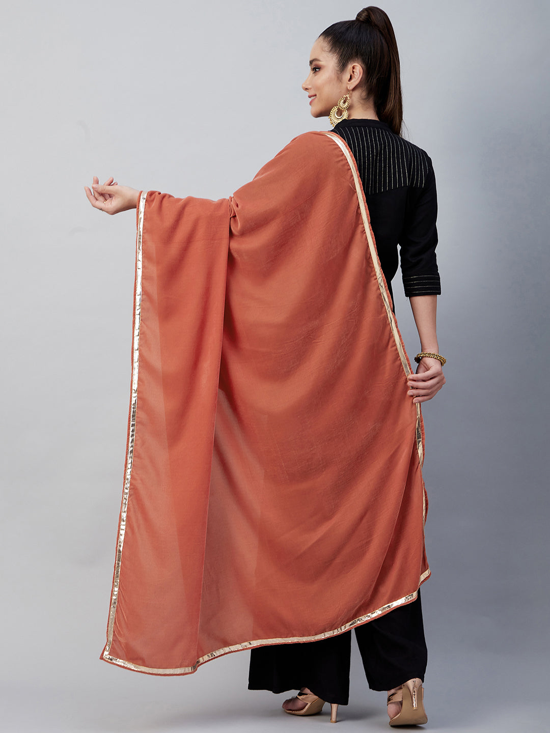 InWeave Rust Solid Velvet Shawl - Swadesiicart