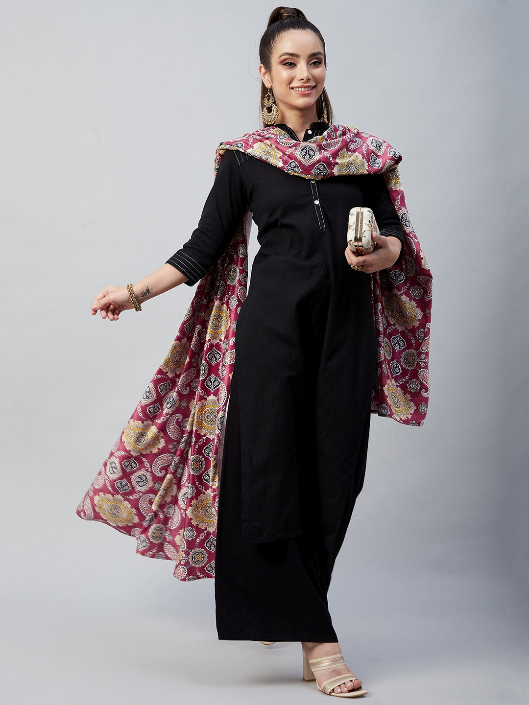 InWeave Red Printed Velvet Shawl - Swadesiicart