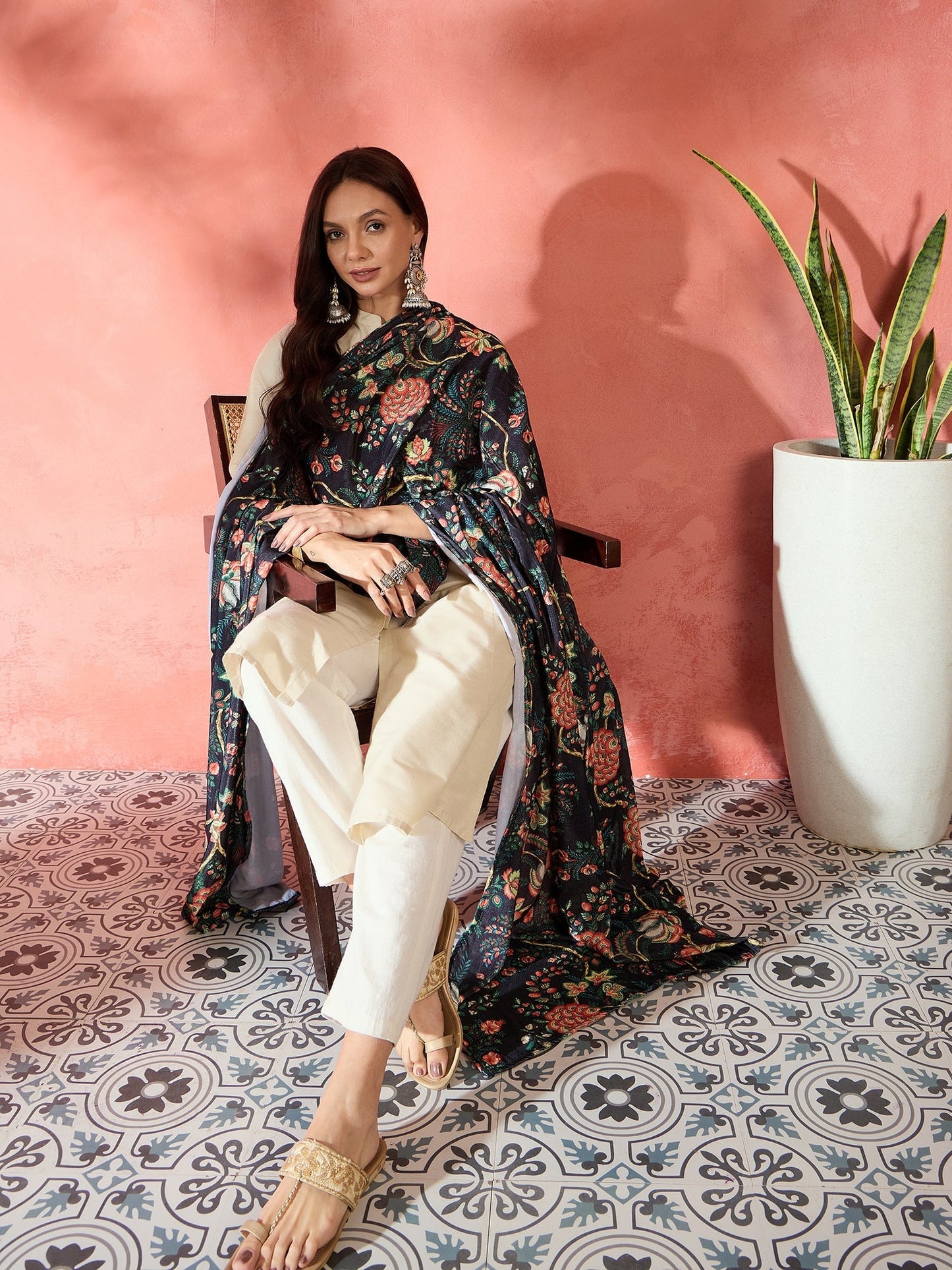 InWeave Black Printed Velvet Shawl - Swadesiicart