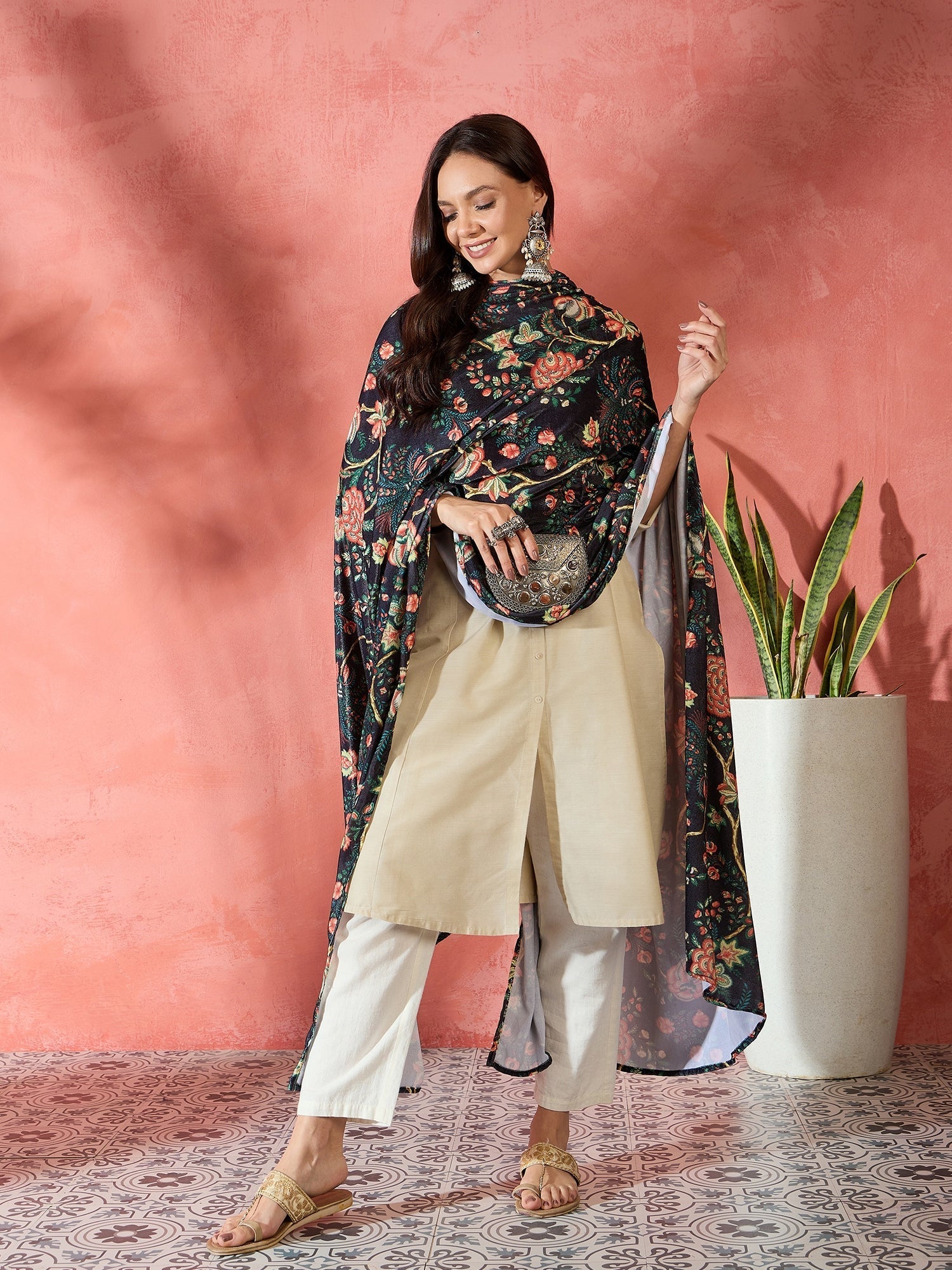InWeave Black Printed Velvet Shawl - Swadesiicart