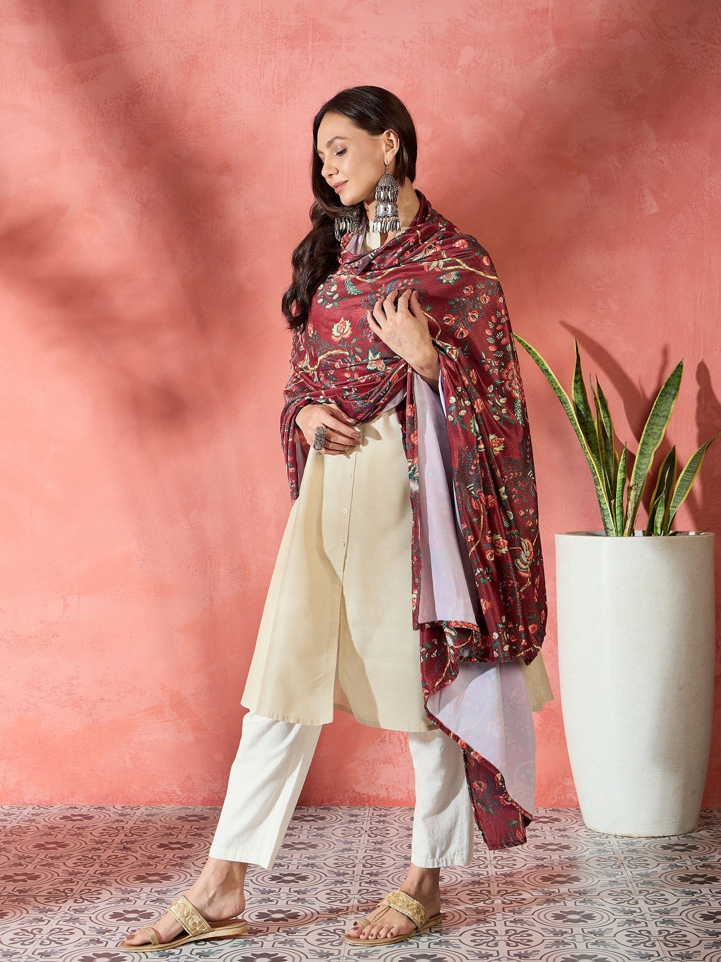InWeave Maroon Printed Velvet Shawl - Swadesiicart