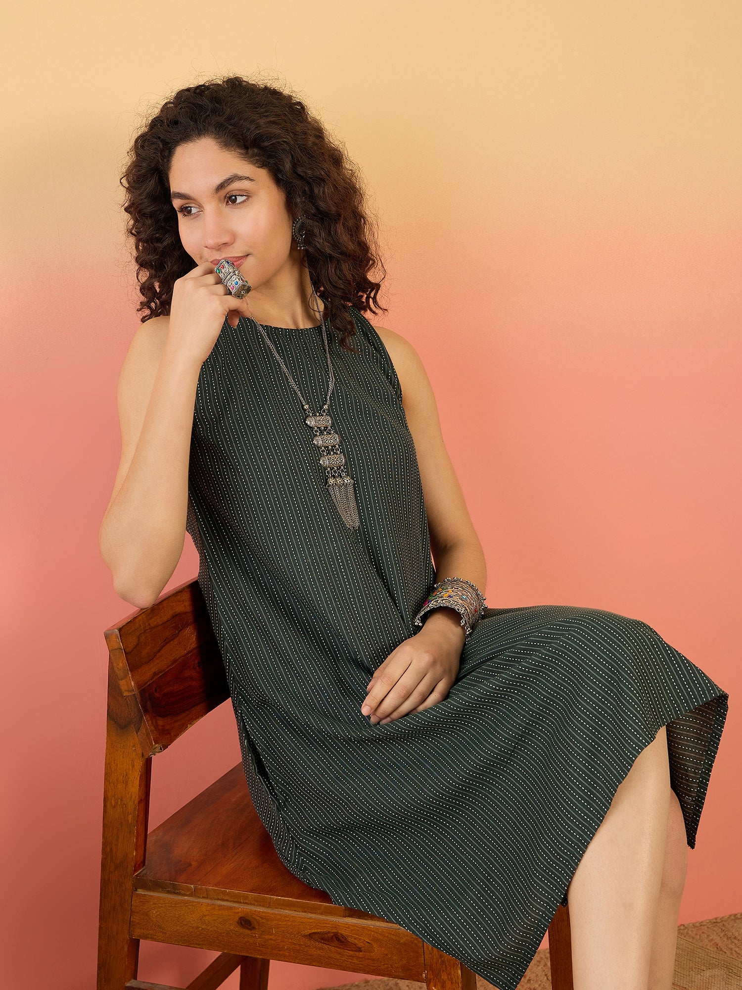 InWeave Dark Green Kantha R Neck W/S Dress - Swadesiicart