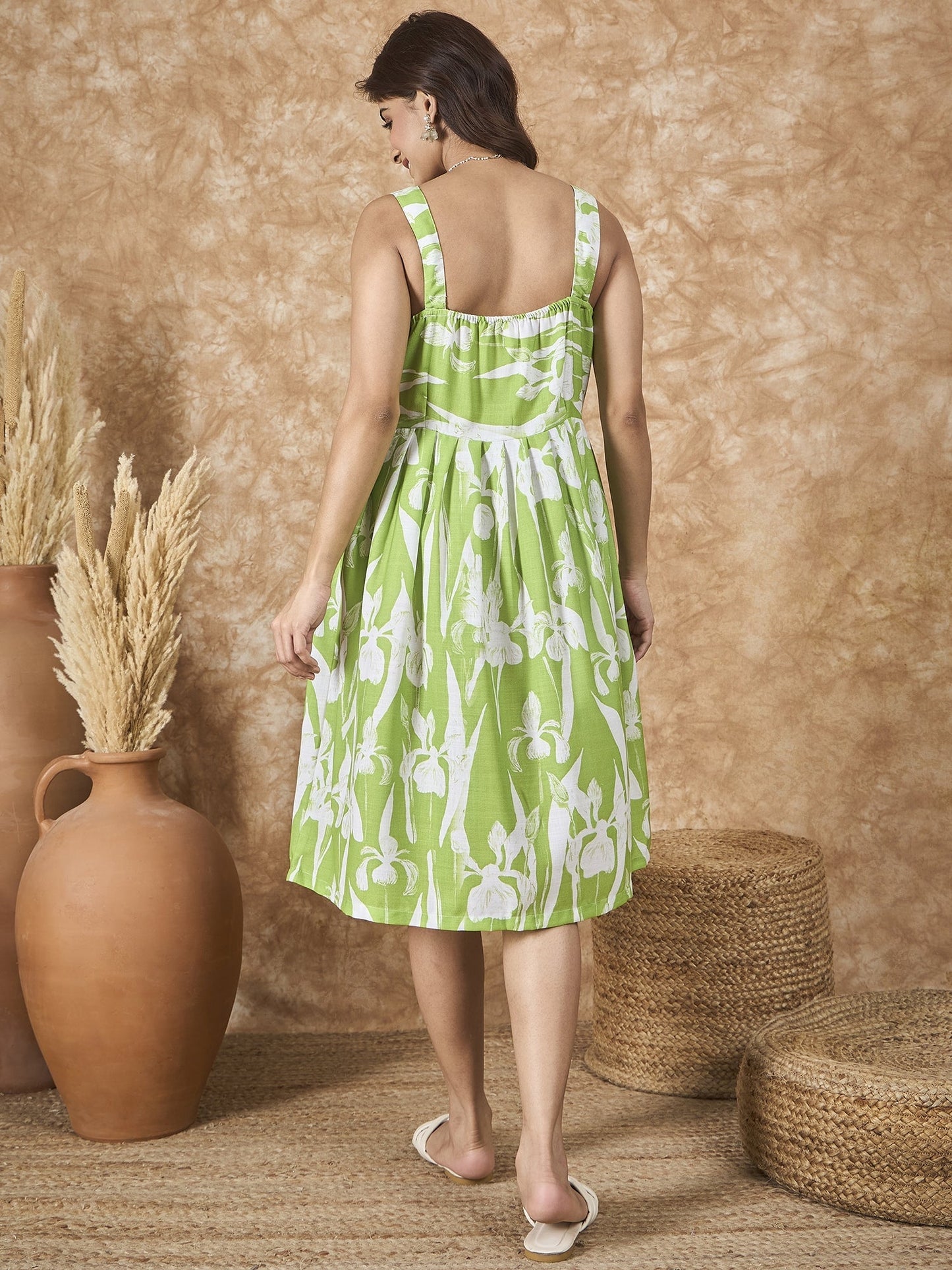 InWeave Apple Green White Sweetheart Dress - Swadesiicart