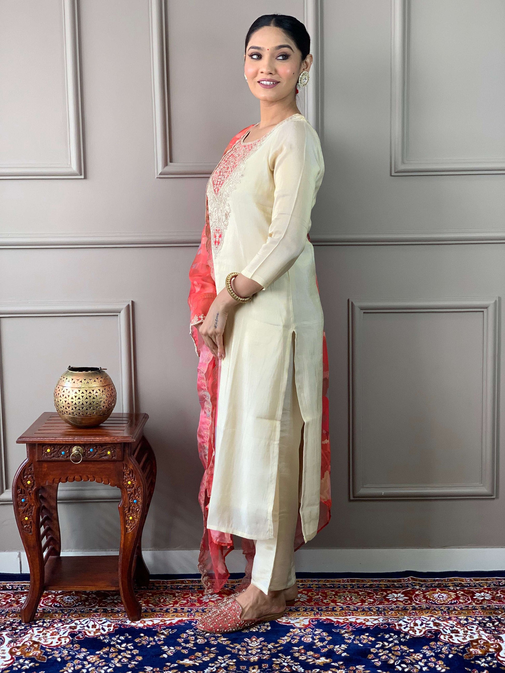 The52 Cream Embroidered Chanderi Silk Fabric Straight Kurta, Pant and Dupatta Set - Swadesiicart