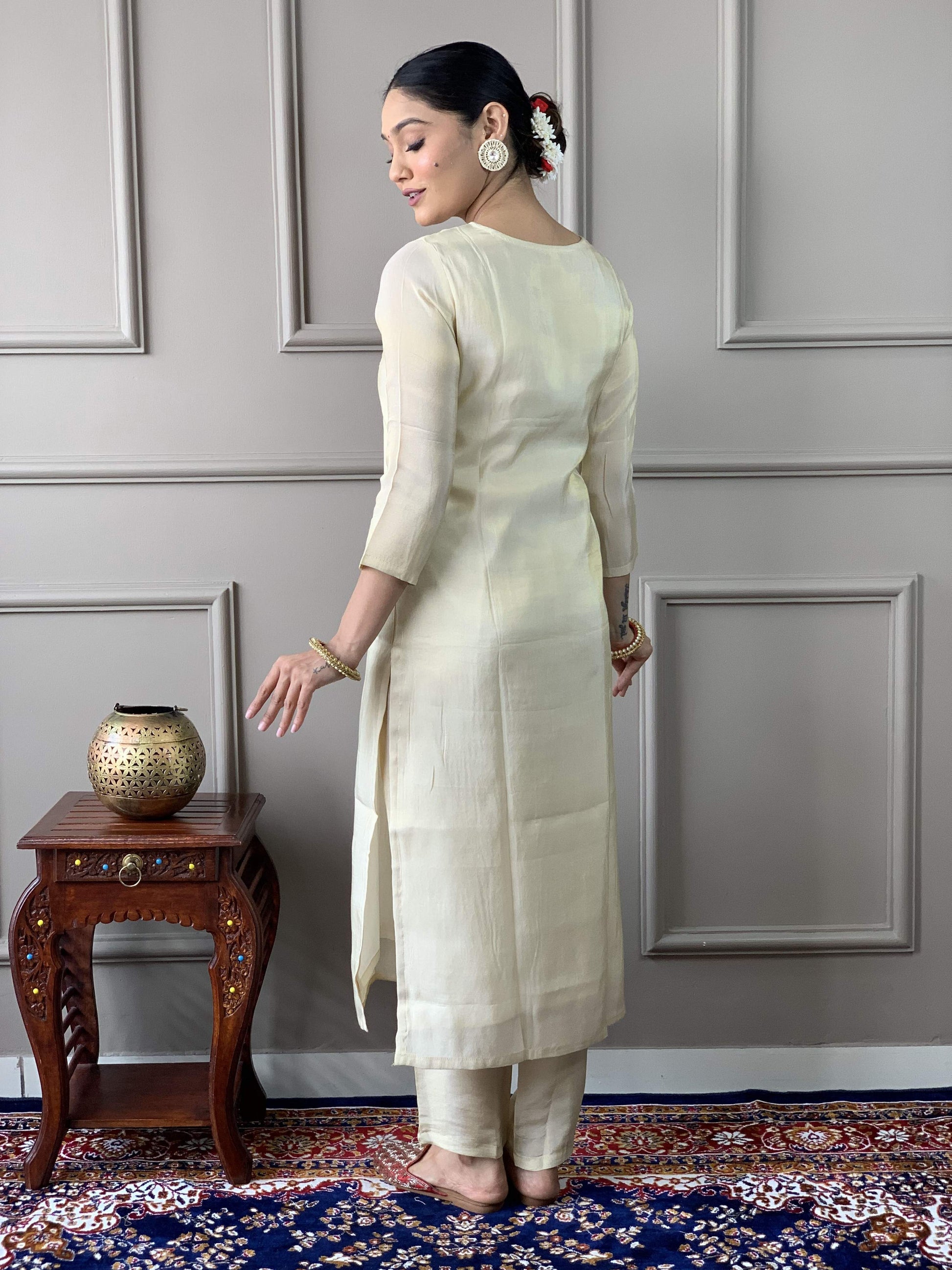 The52 Cream Embroidered Chanderi Silk Fabric Straight Kurta, Pant and Dupatta Set - Swadesiicart