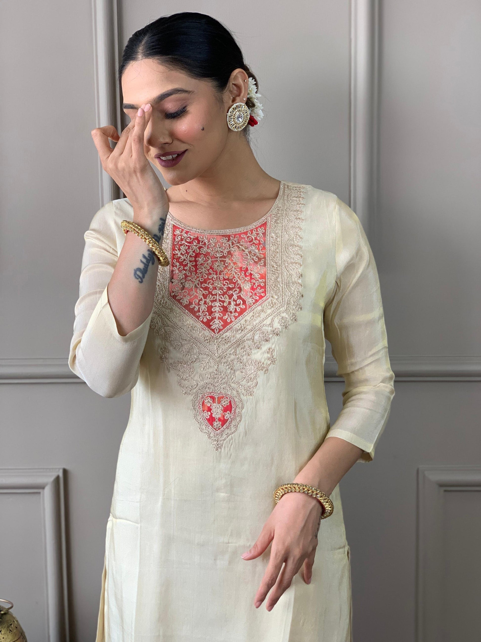 The52 Cream Embroidered Chanderi Silk Fabric Straight Kurta, Pant and Dupatta Set - Swadesiicart