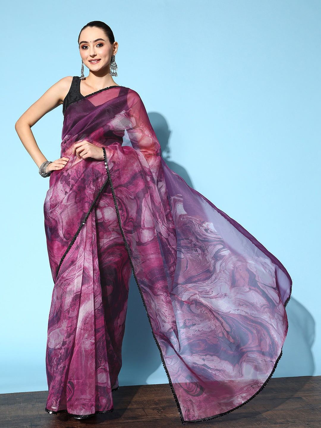 Tikhi Imli Purple & Grey Abstract Print Net Saree | Swadesiicart