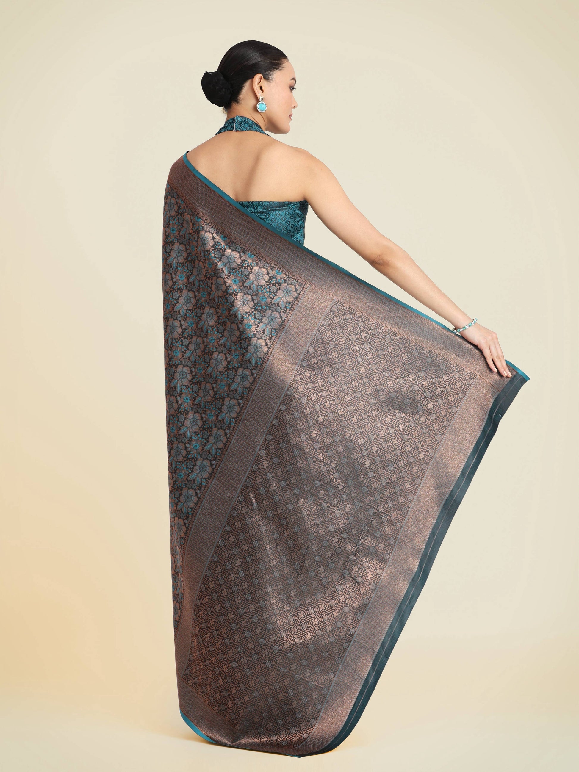 Monjolika Fashion Teal Color Banarasi Silk Woven Saree | Swadesiicart