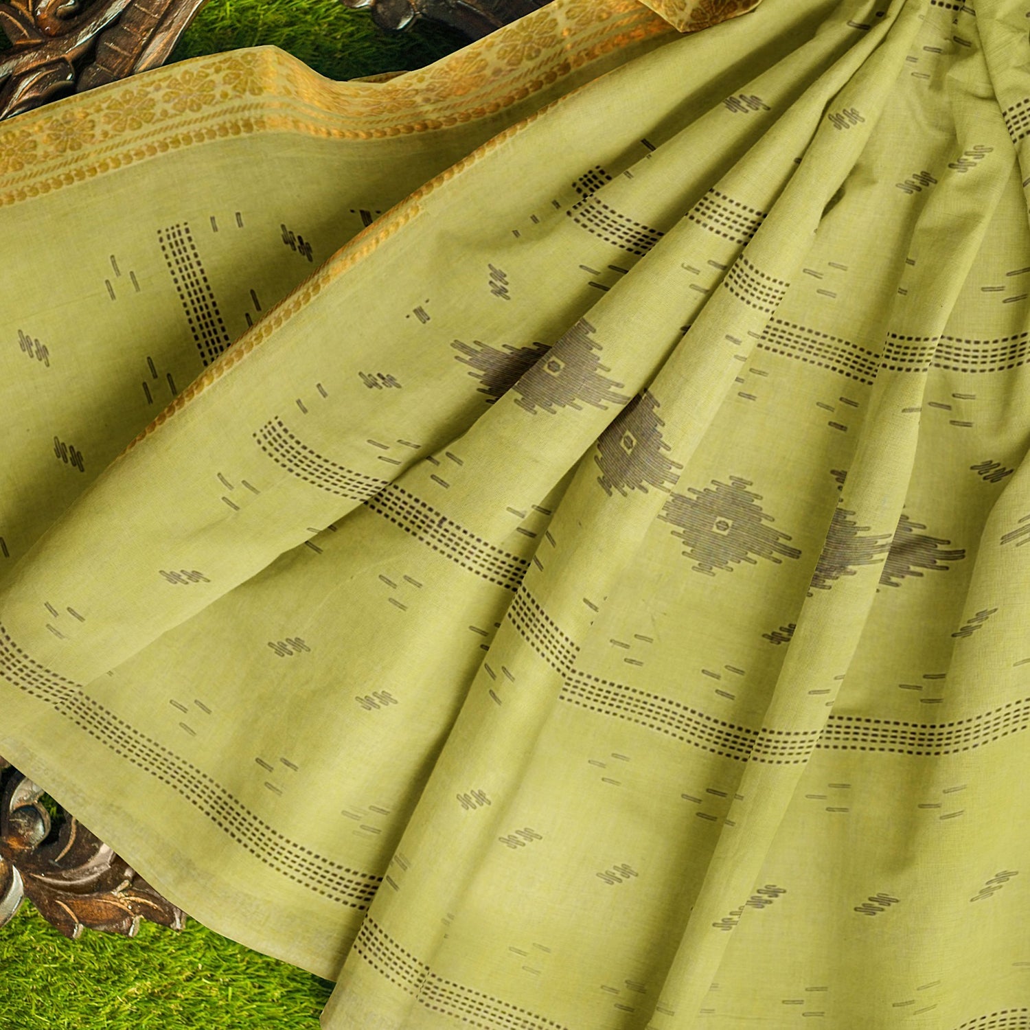 Exclusive Collection 100% Pure Cotton Green Saree With Printed Work - Swadesiicart