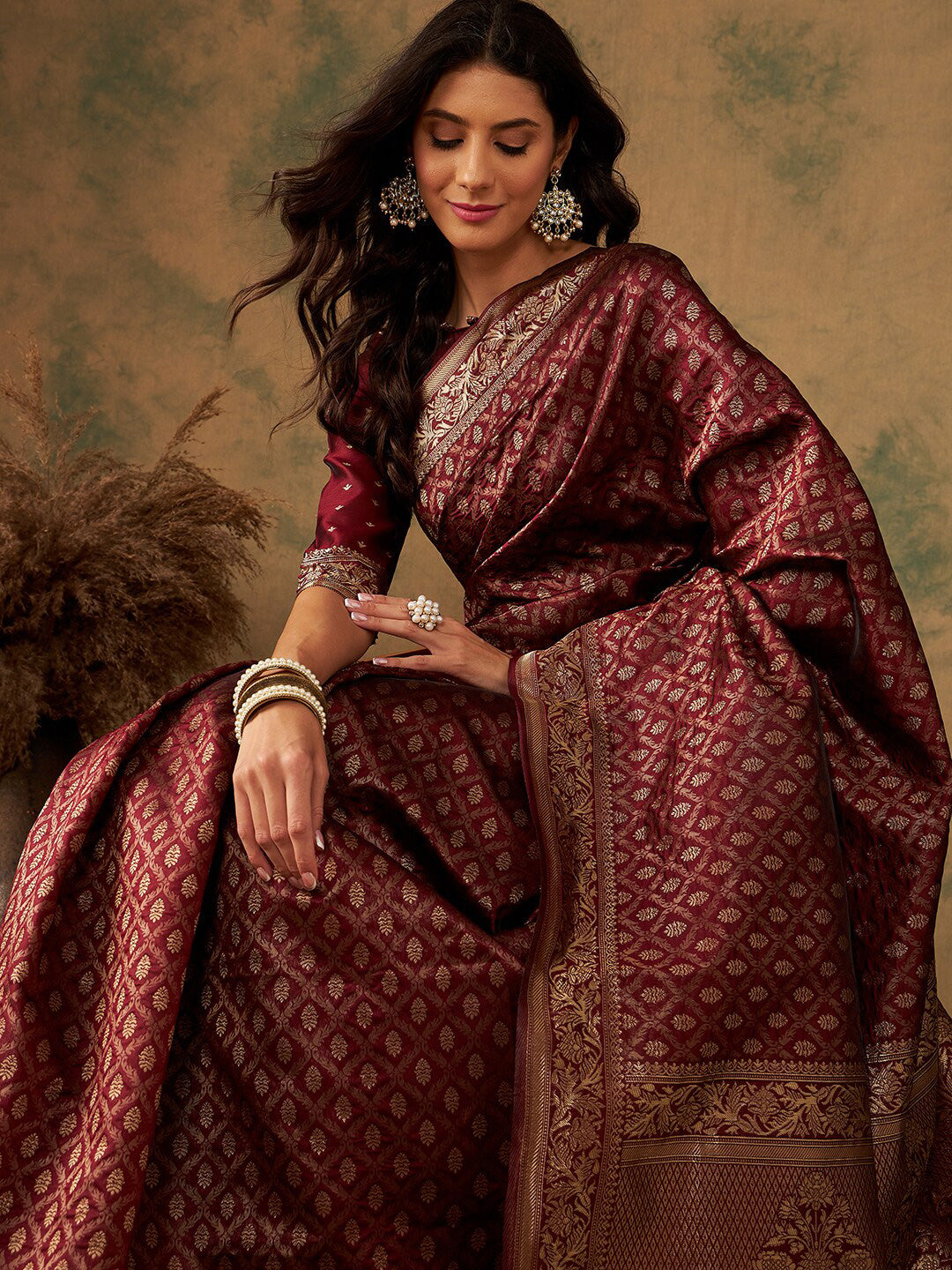 Sangria Woven Design Zari Banarasi Saree | Swadesiicart