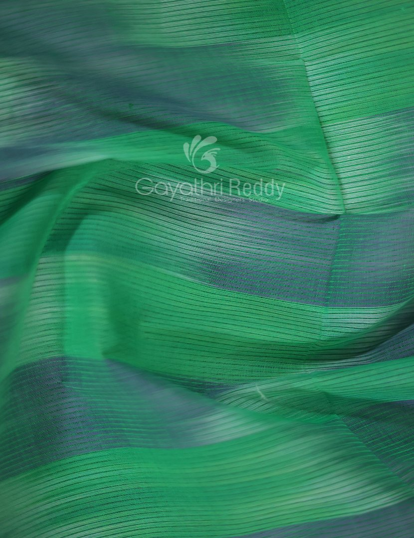 Dual Shades of Sea Green And Maroon Mangalagiri Ikkat Cotton Saree By Gayathri Reddy Designer Studio | Swadesiicart