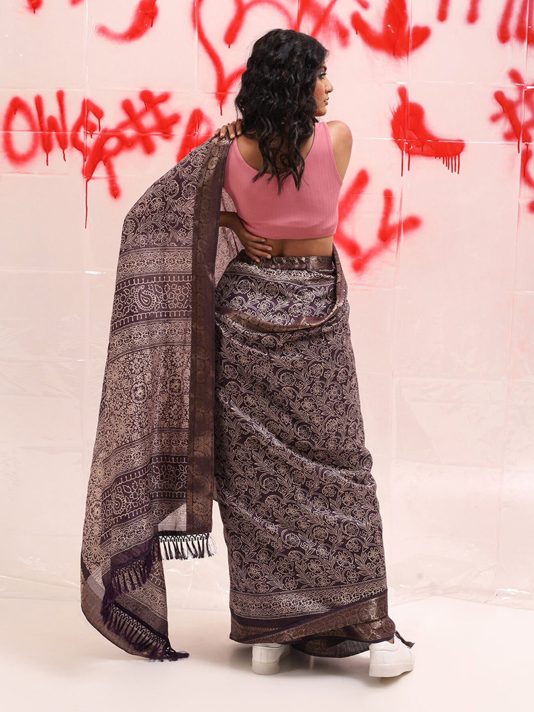 Tikhi Imli Floral Ready to Wear Saree | Swadesiicart
