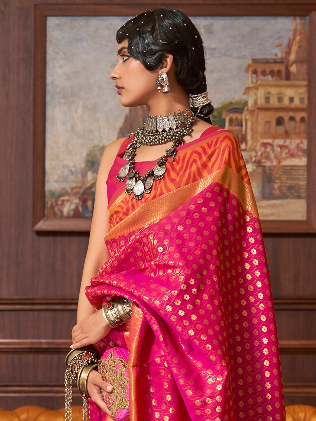 Mitera Pink & Gold-Toned Floral Silk Blend Banarasi Saree | Swadesiicart