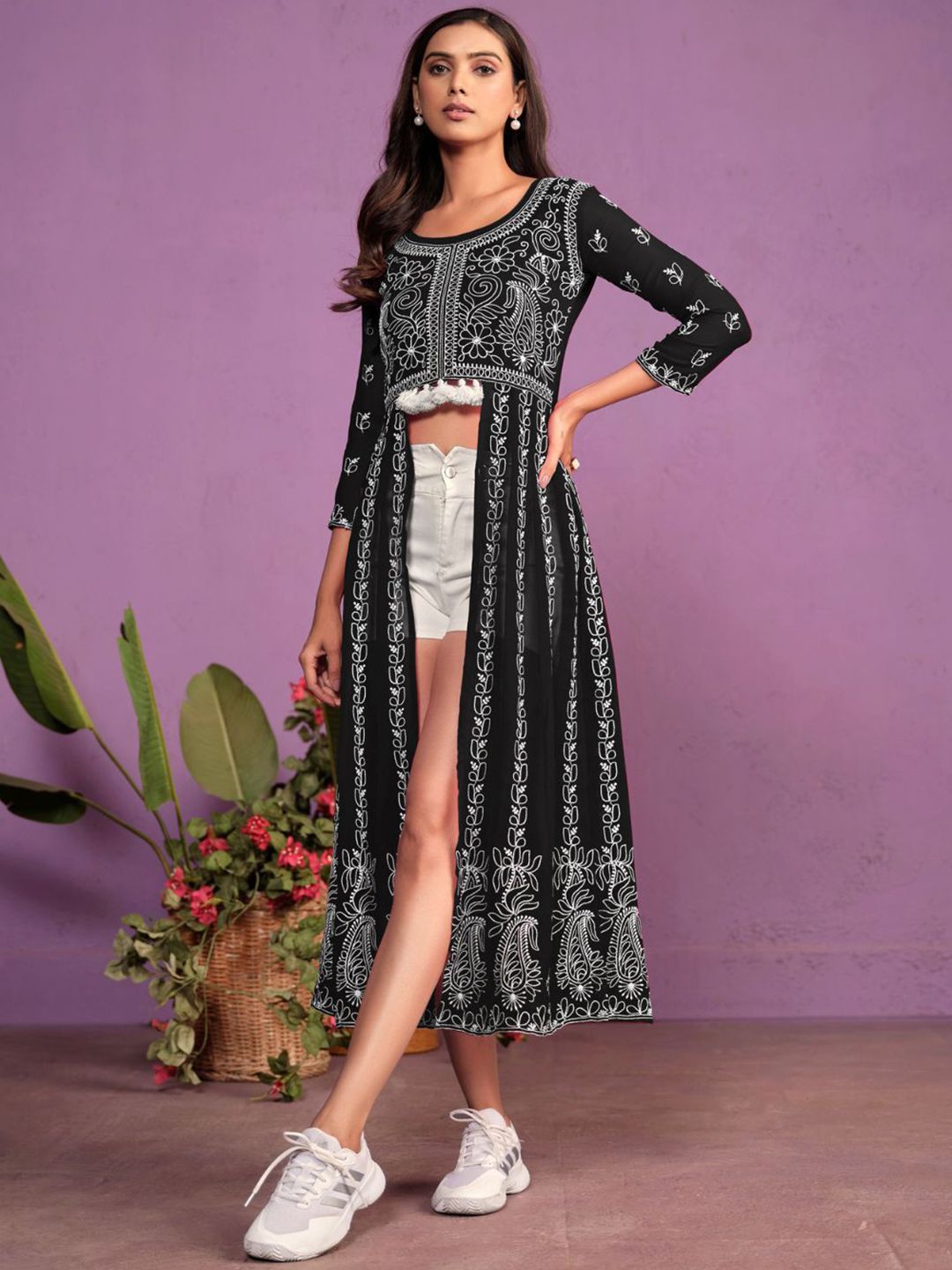 Sangria Women Chikankari Embroidered Round Neck Kurta | Swadesiicart