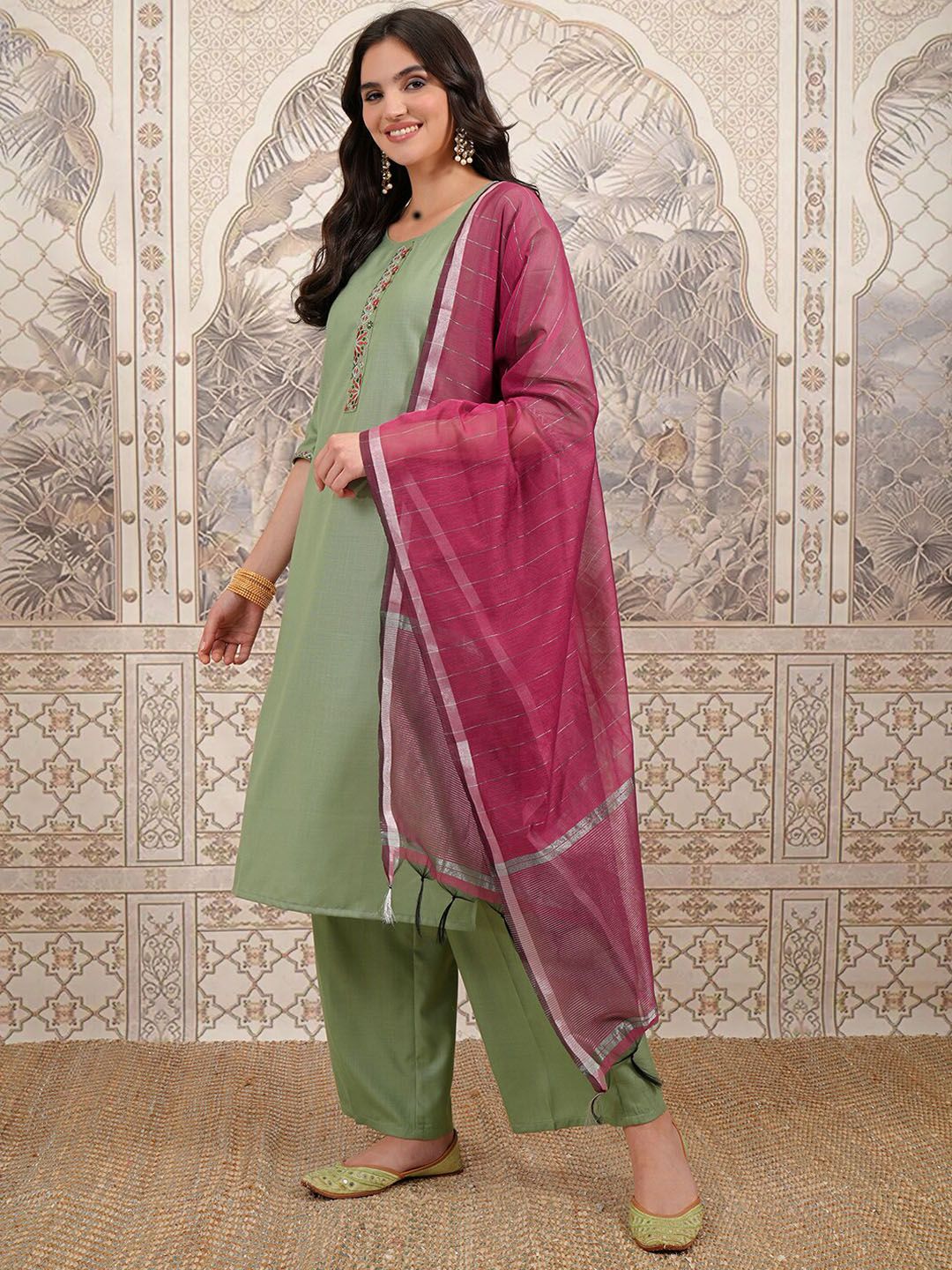 Vishudh Green Embroidered Thread Work Kurta with Trouser & Dupatta - Swadesiicart