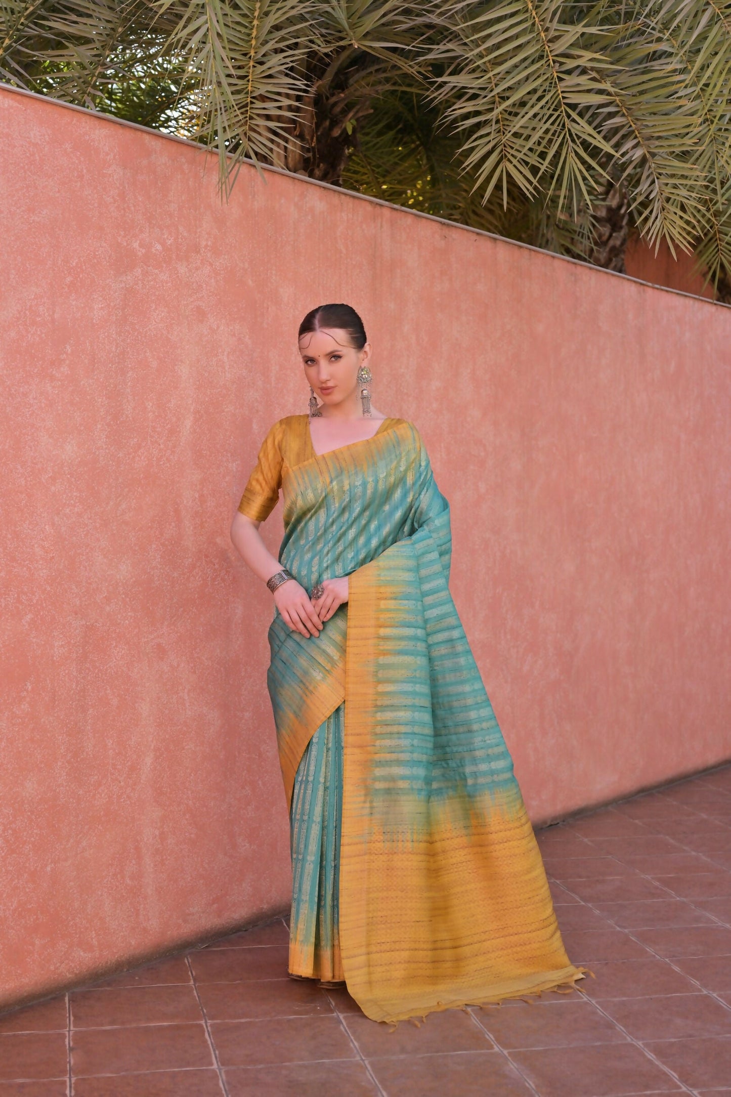 Vishnu Weaves Women's Rama Tussar Silk Woven Saree with Blouse - Swadesiicart