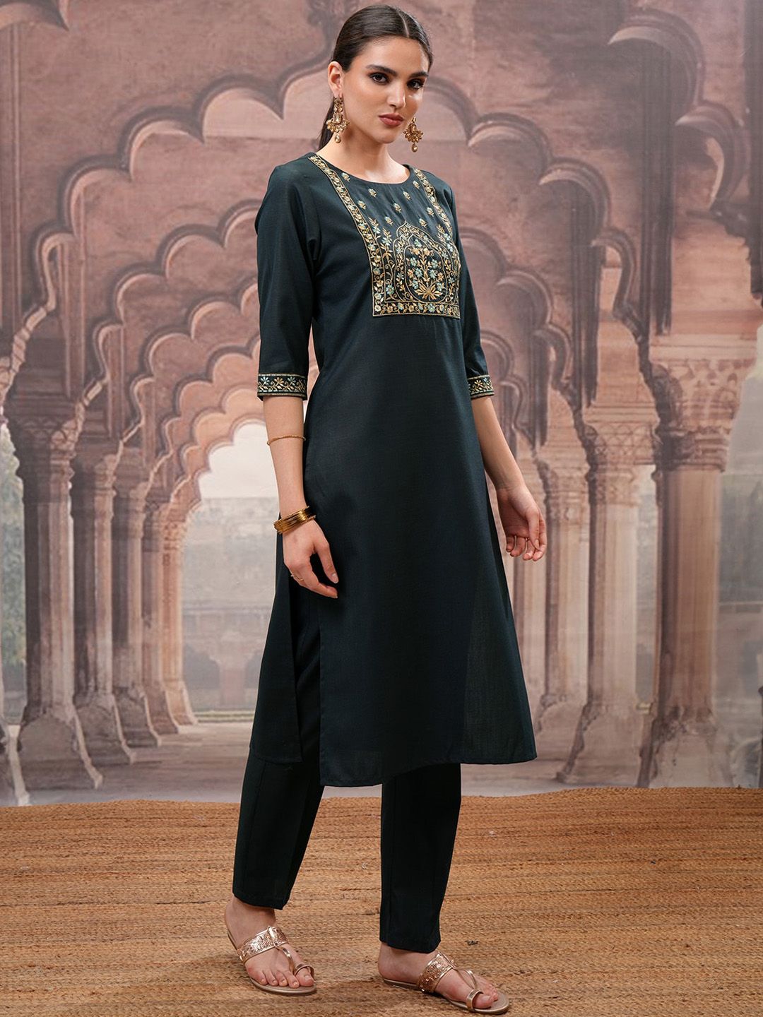Vishudh Green Embroidered Straight Kurta with Trouser & Dupatta - Swadesiicart