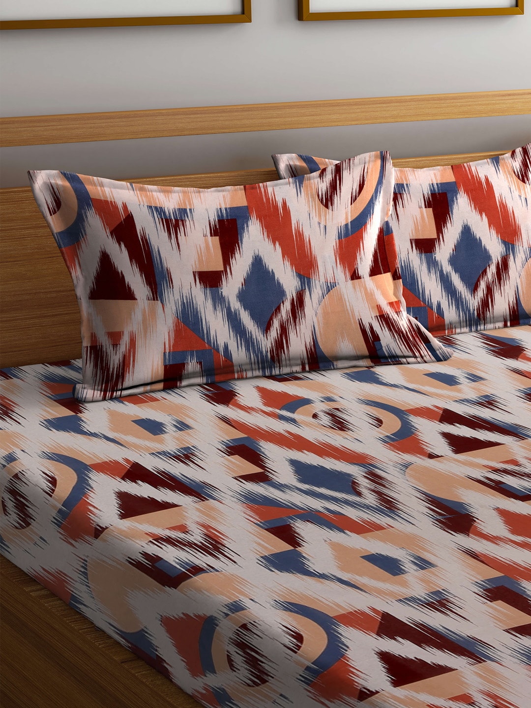 BOMBAY DYEING Marigold Brown Geometric Cotton 104 TC King Bedsheet & 2 Pillow Covers - Swadesiicart