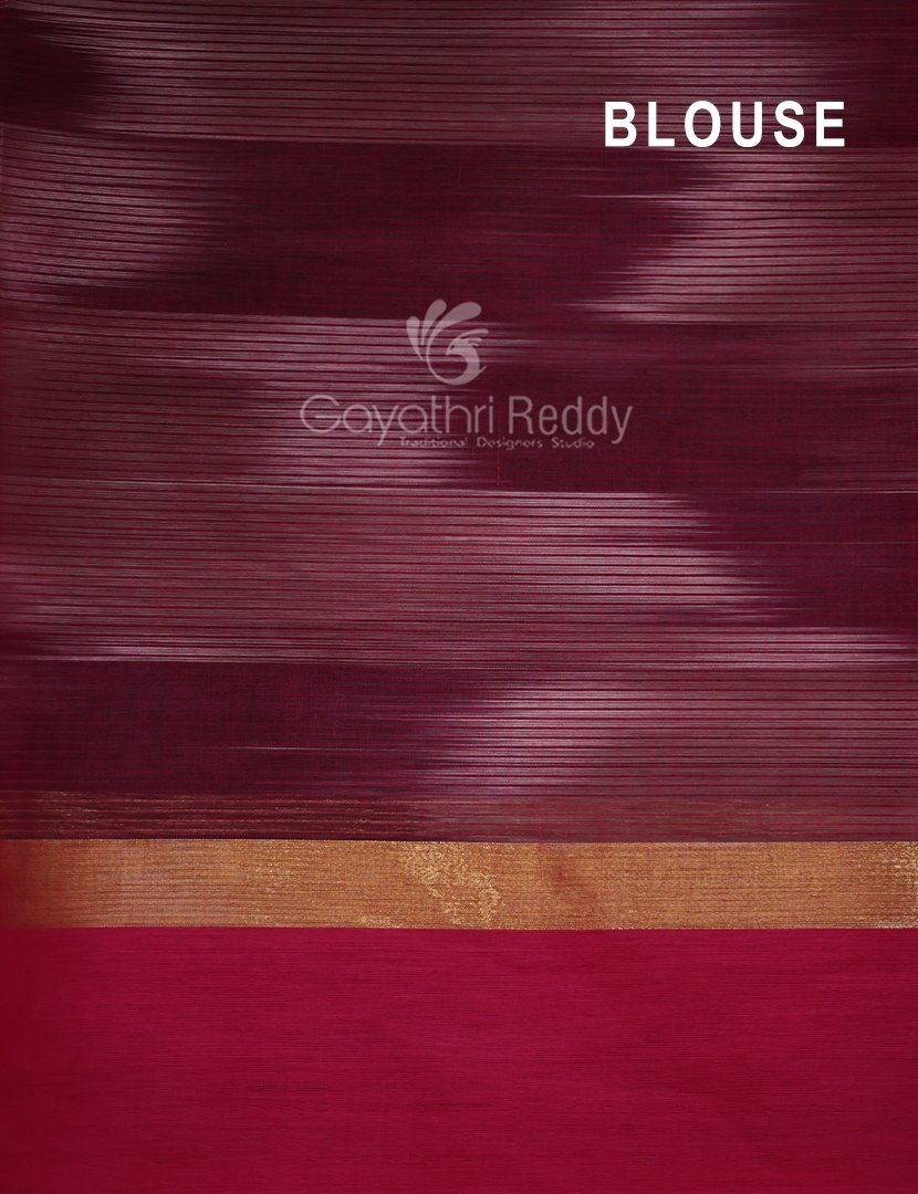 Dual Shades of Pink And Green Mangalagiri Ikkat Cotton Saree By Gayathri Reddy Designer Studio | Swadesiicart