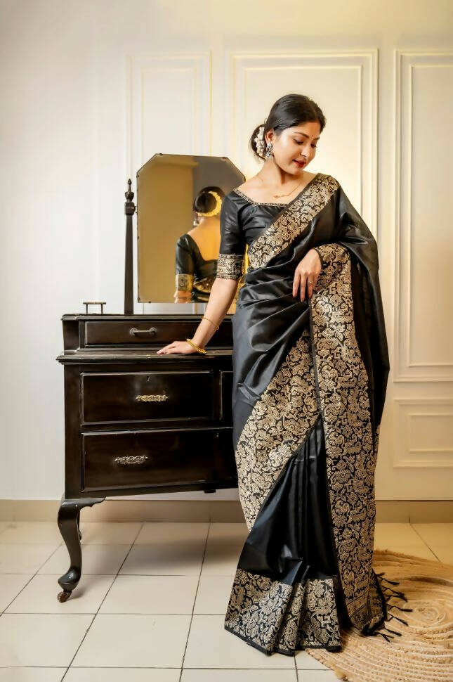 Vishnu Weaves Women's Black Handloom Raw Silk Woven Border Saree with Unstitched Blouse - Swadesiicart