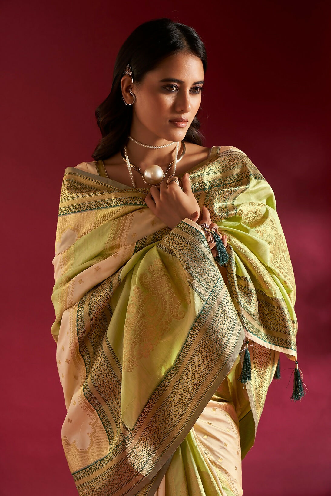 Joban Fashion Cream & Parrot Green Plain With Weaving Border Banarasi Silk Sarees | Swadesiicart