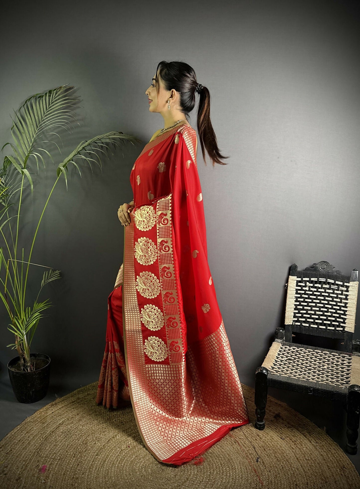 Joban Fashion Red Banarasi Soft Lichi Silk Paisley Saree | Swadesiicart