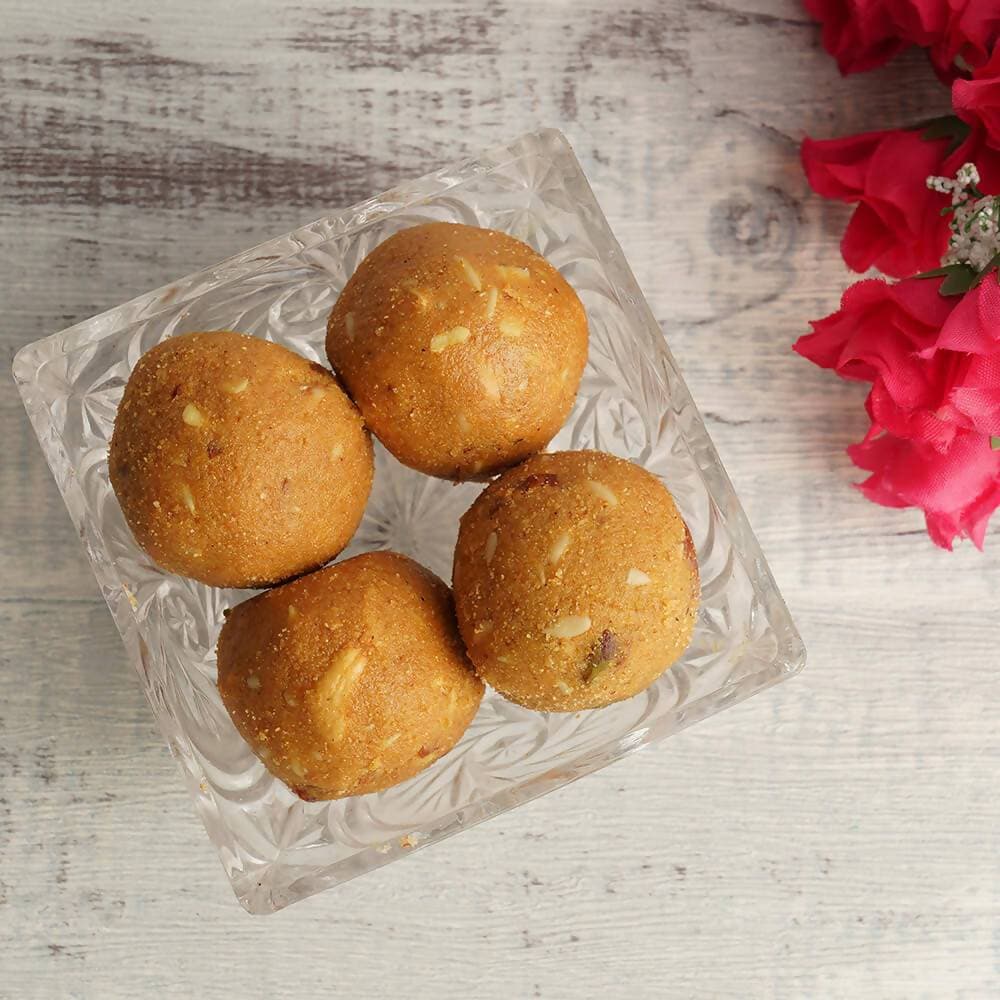 Evergreen Sweets - Besan Laddoo | Swadesiicart