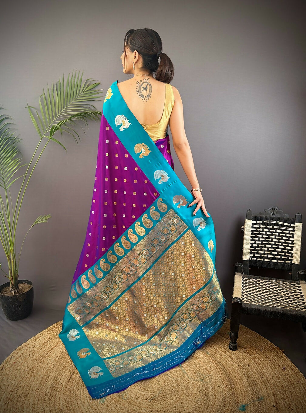 Joban Fashion Royal Blue Butti Banarasi Silk Sarees | Swadesiicart