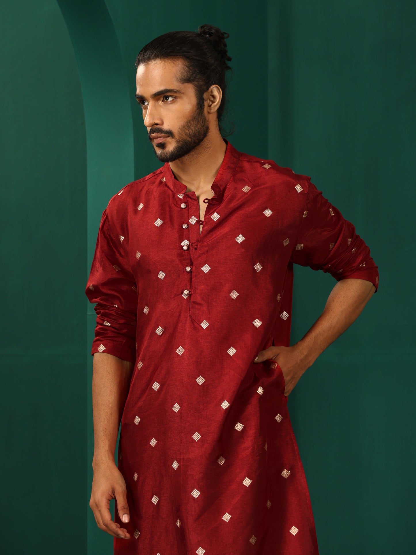 trueBrowns Men's Maroon Diamond Viscose Silk Long Kurta | Swadesiicart