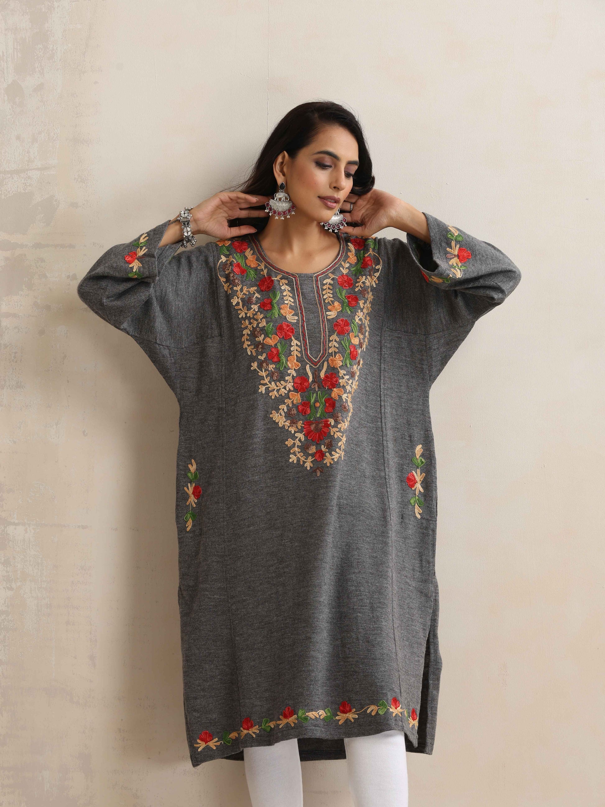 trueBrowns Grey Kashmiri Embroidered Woollen Phiran Kurta | Swadesiicart