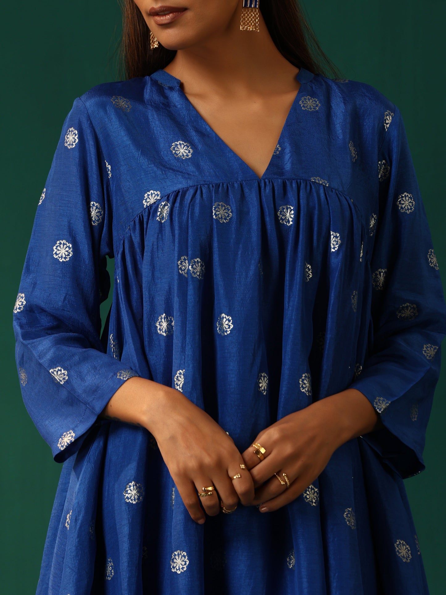 trueBrowns Royal Blue Geometric Floral Viscose Silk Front Gathered Co-ord Set - Swadesiicart