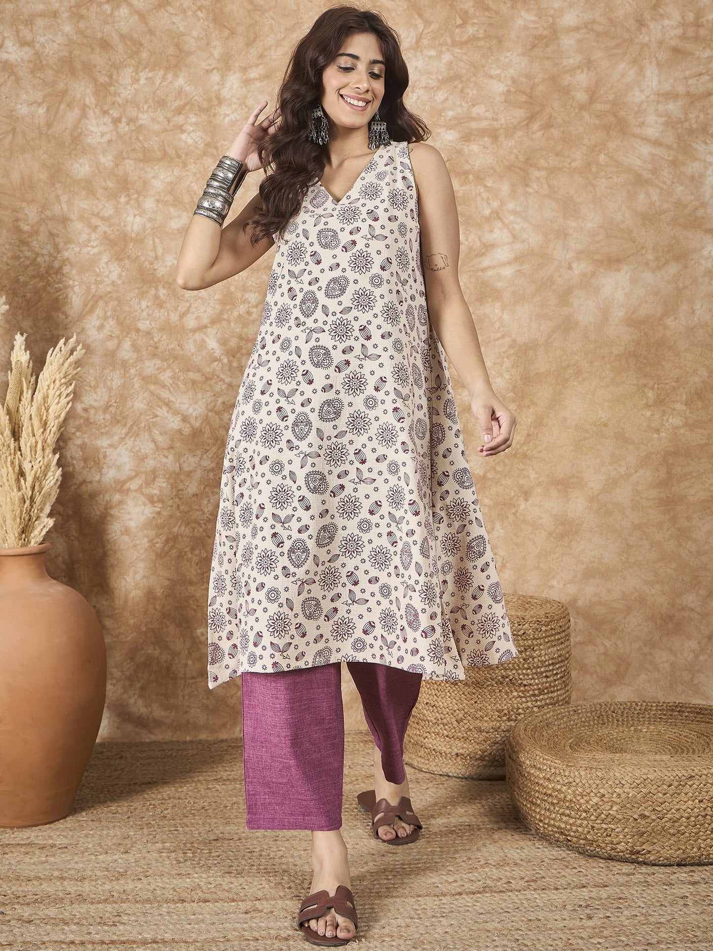 InWeave Dusty Mauve V Neck Aline Kurta Set - Swadesiicart