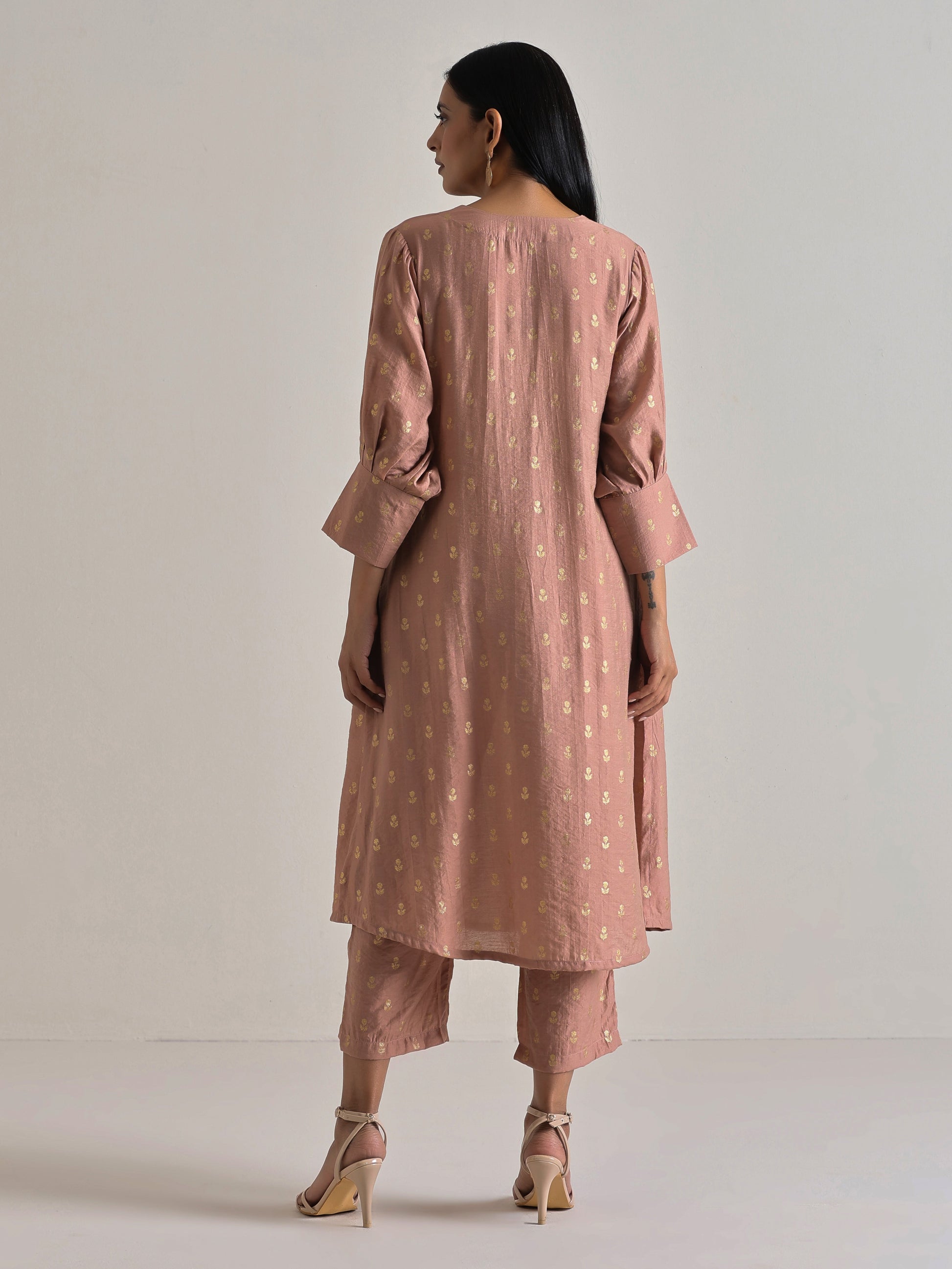 trueBrowns Beige Foil Puff Sleeve Kurta Set | Swadesiicart