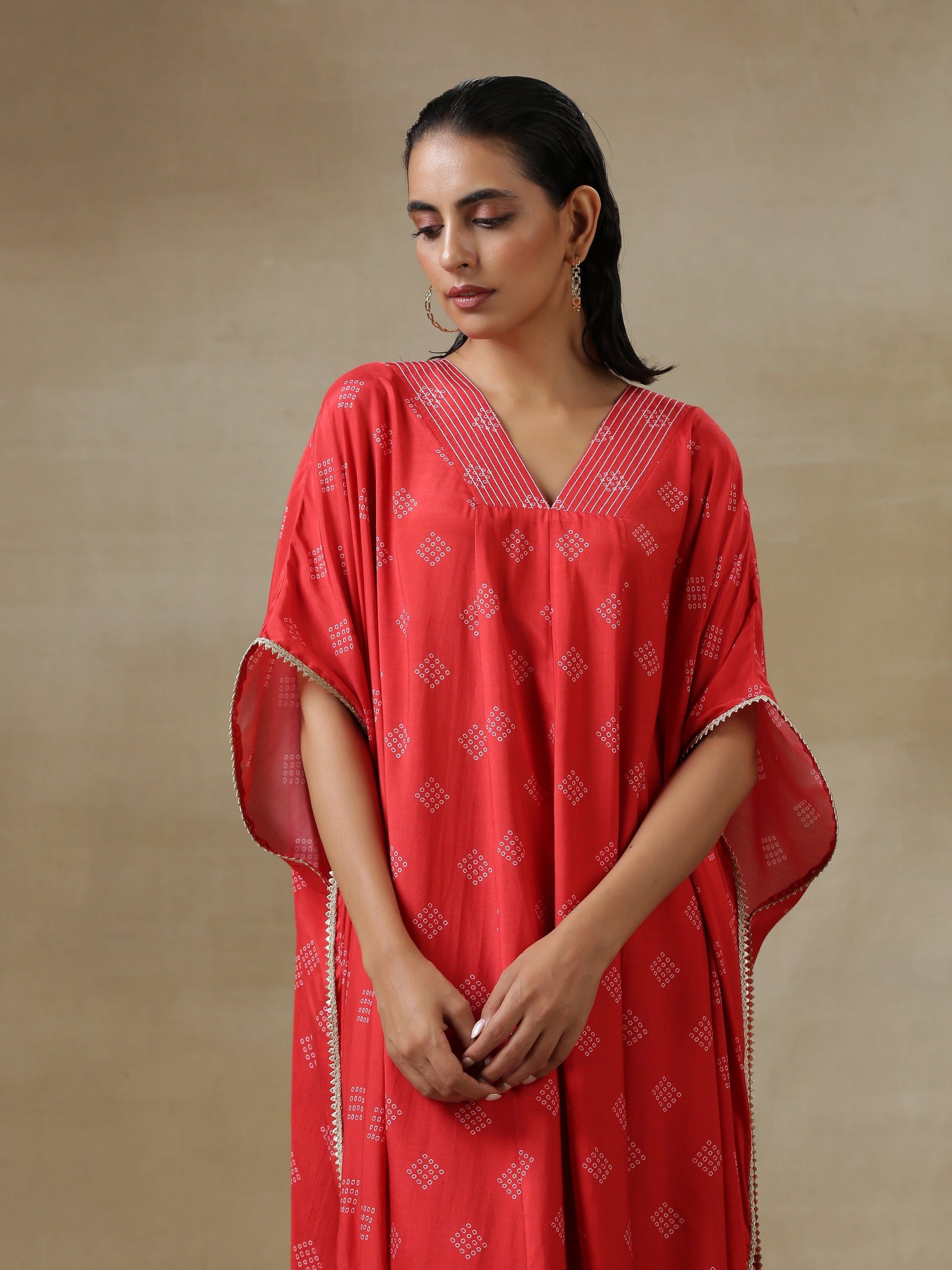 trueBrowns Red Bandhani Printed Silk Panel Kaftan Kurta Pant Set | Swadesiicart