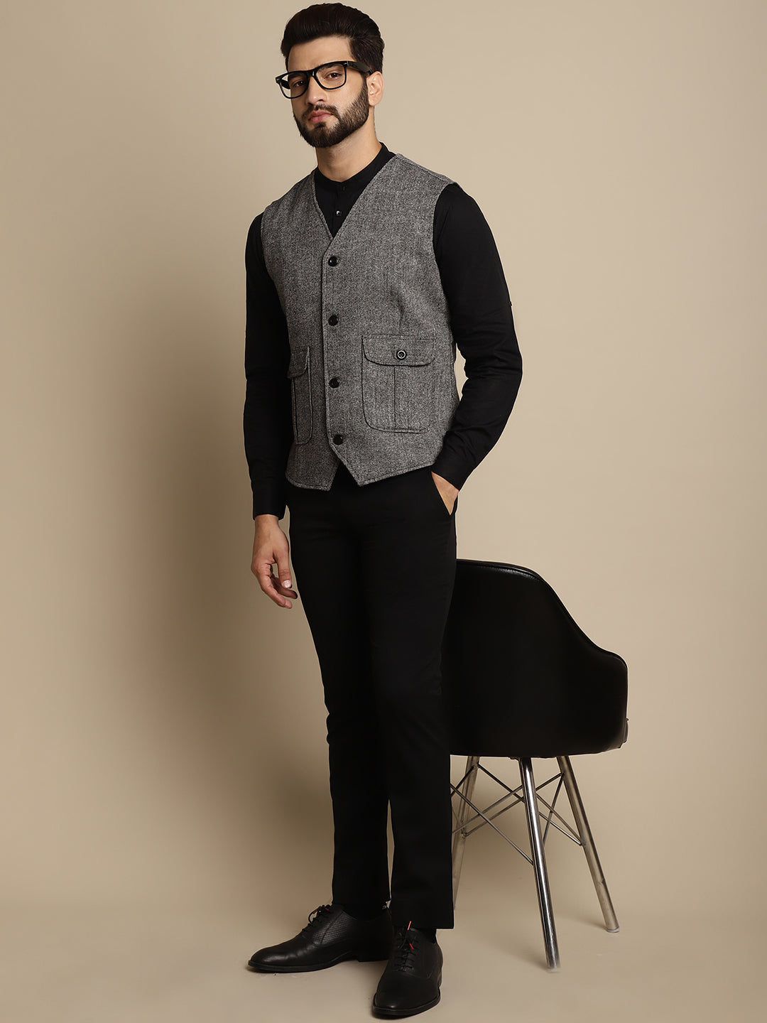 Even Apparels Men's Black Woolen Waistcoat With Patch Pocket | Swadesiicart