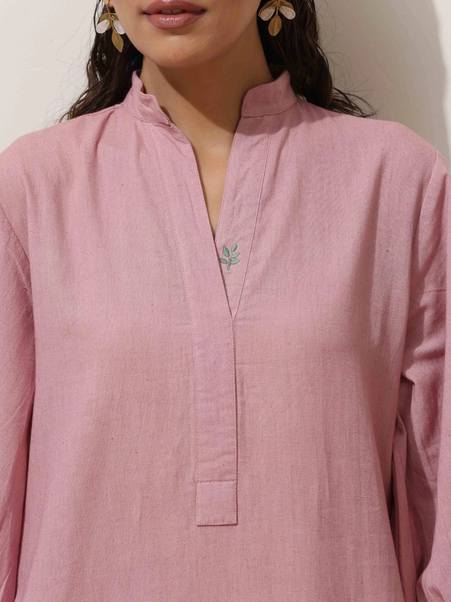 trueBrowns Pink Cotton Linen Kurta Pant Set | Swadesiicart